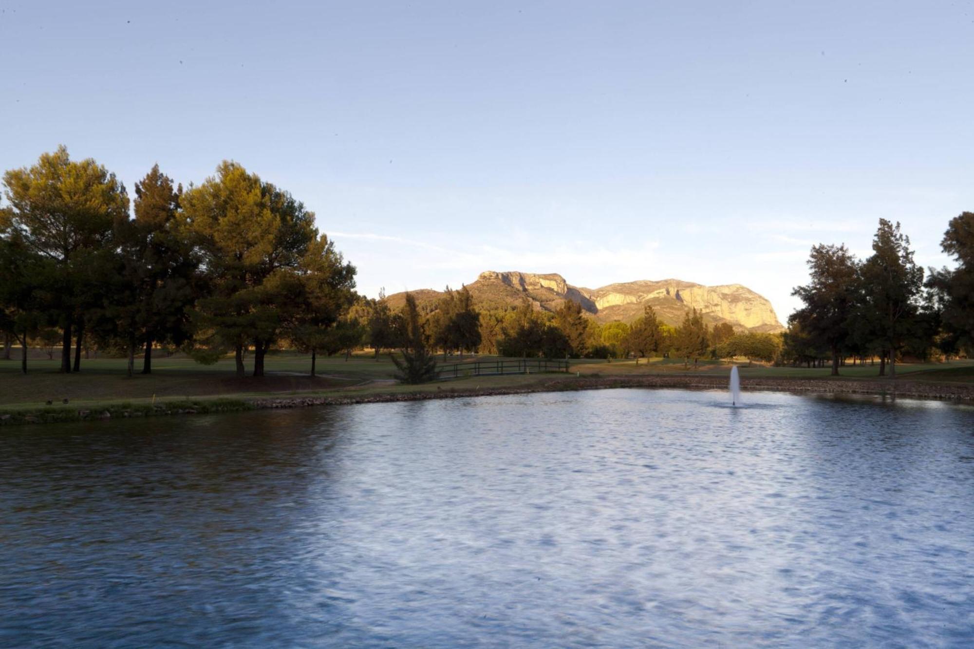 Denia Marriott La Sella Golf Resort & Spa Bagian luar foto The San Tan Mountains