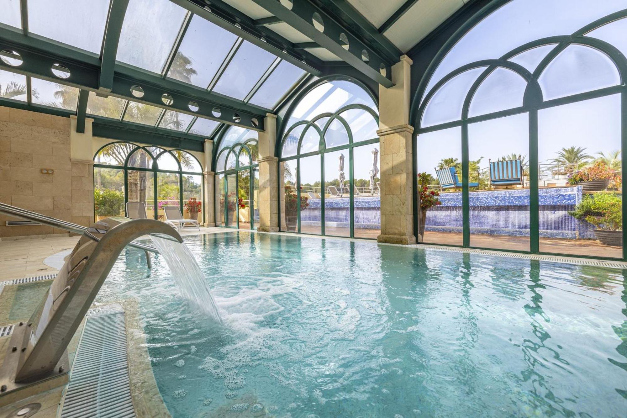 Denia Marriott La Sella Golf Resort & Spa Bagian luar foto Indoor pool